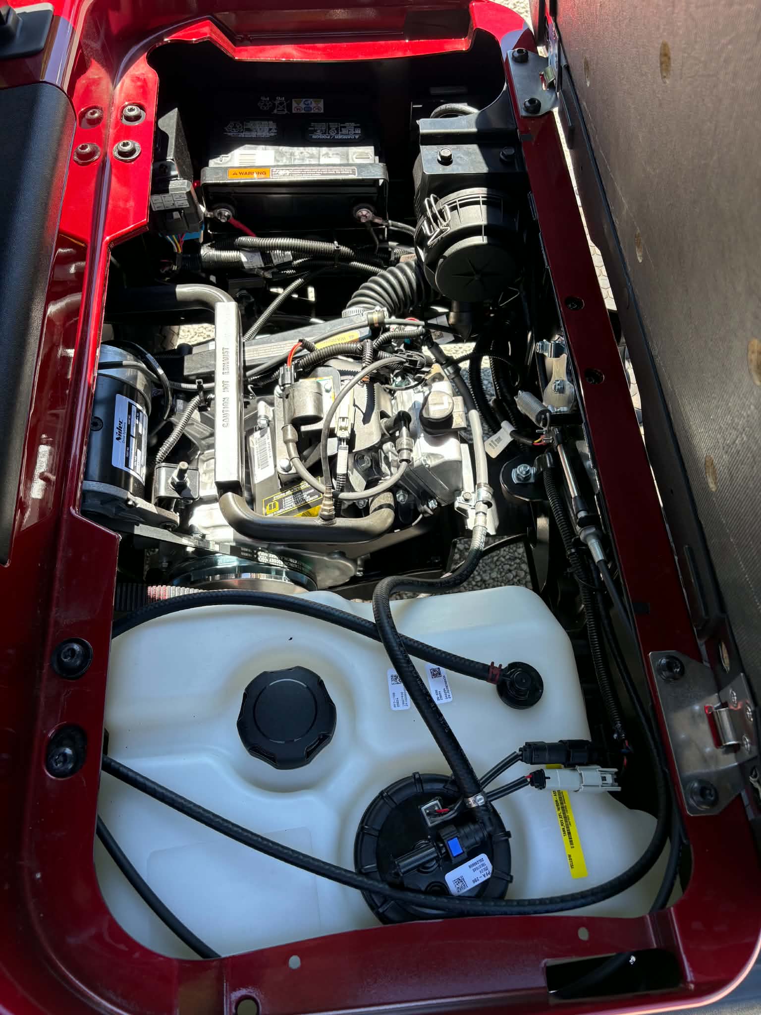 2027 EzGo Rxv Valor 4 Gas 13.5 (KAWASAKI) SKU: 5983882