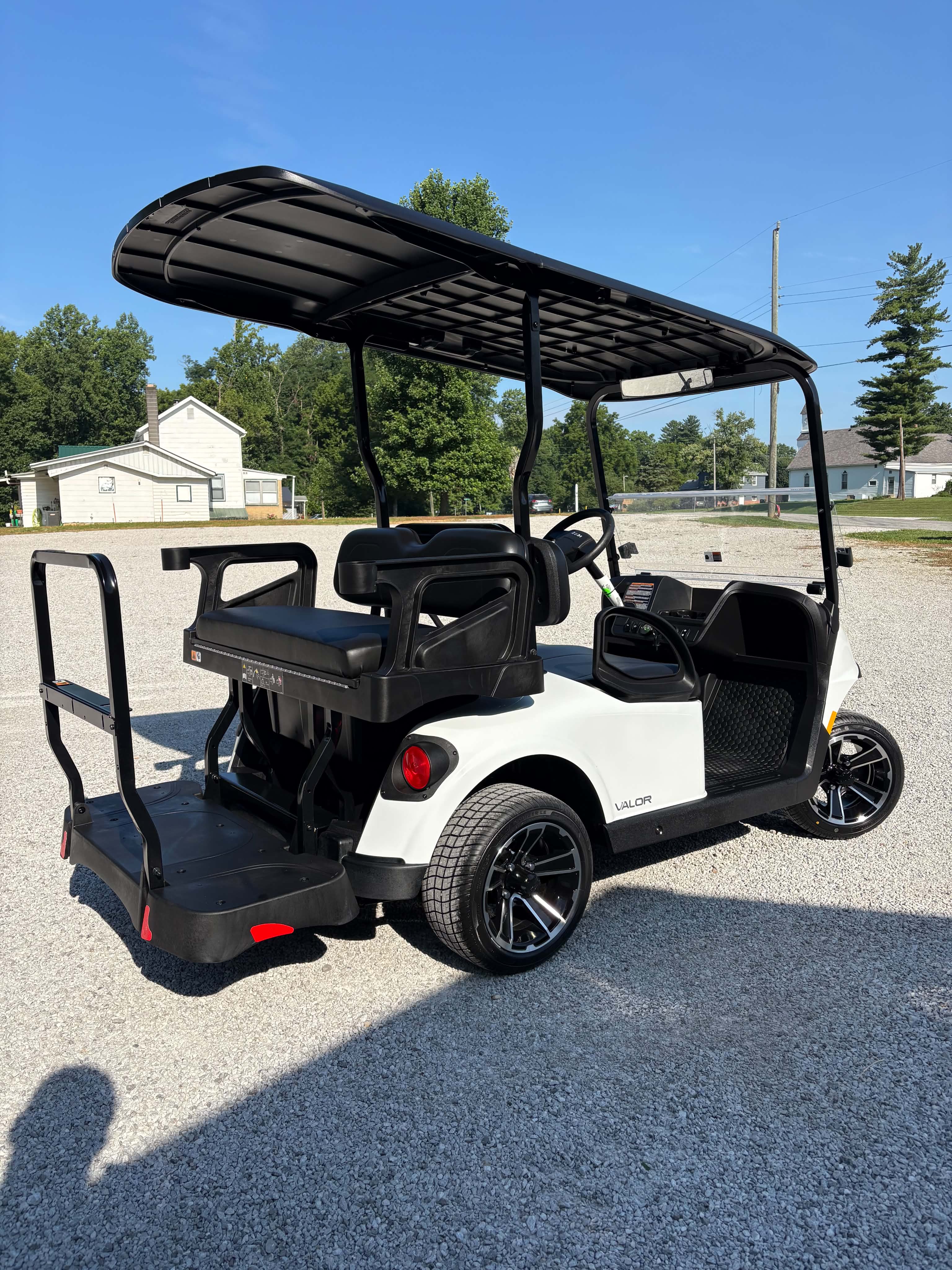 2027 EzGo Rxv Valor 4 Gas 13.5 (KAWASAKI) SKU: 5992004