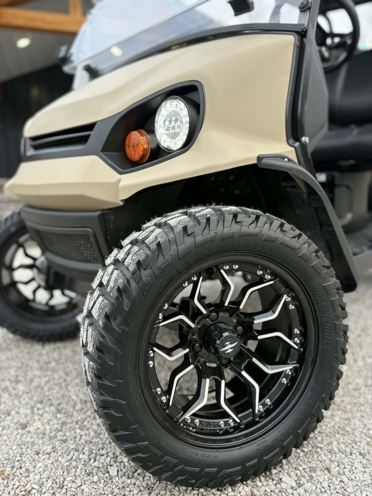 2022 EzGo Liberty Elite Lithium SKU:3571374