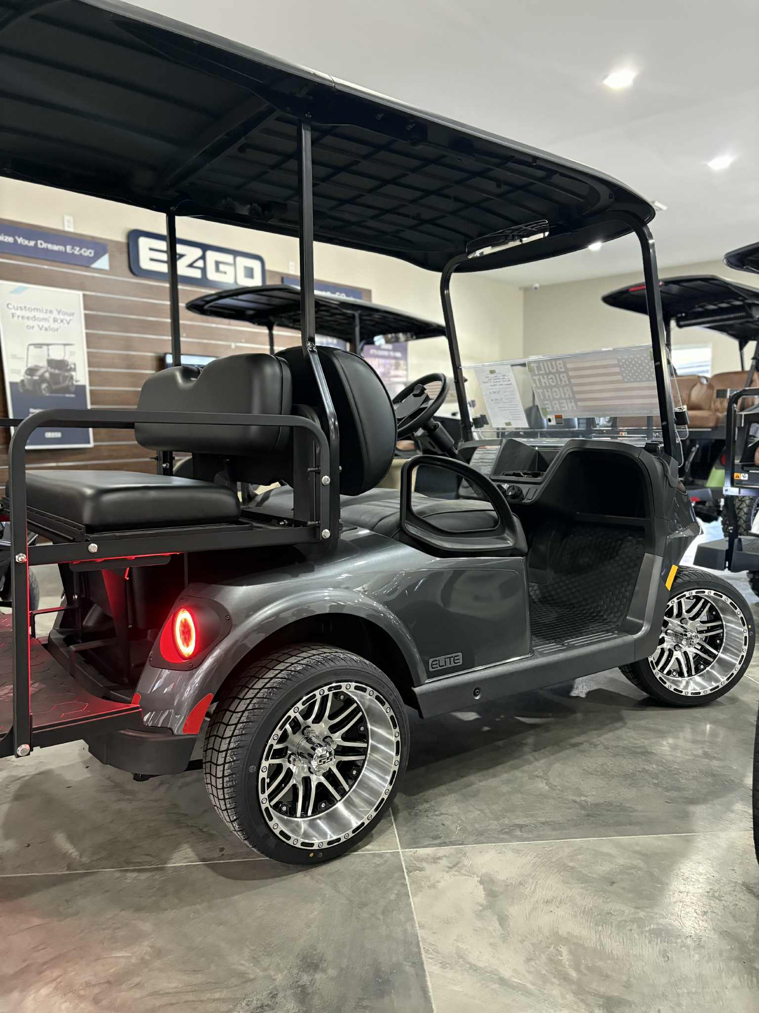 2026 EzGo Rxv 2 Freedom Elite Lithium SKU:5941067