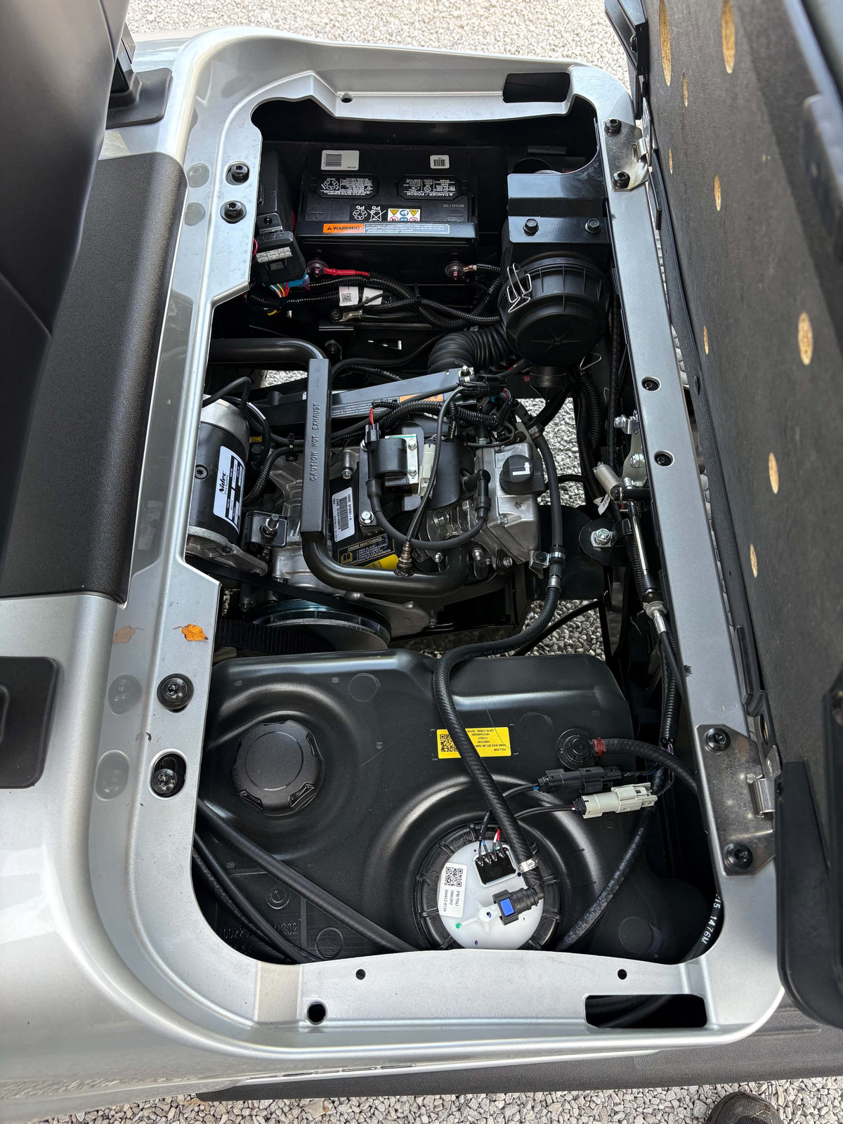 2027 EzGo Rxv Valor 4 Gas 13.5 (KAWASAKI) SKU: 5994280