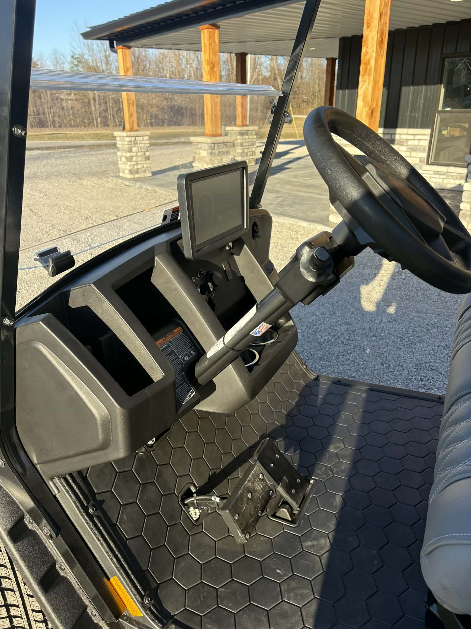 2026 EzGo Liberty Commuter Elite Lithium SKU: 3672651