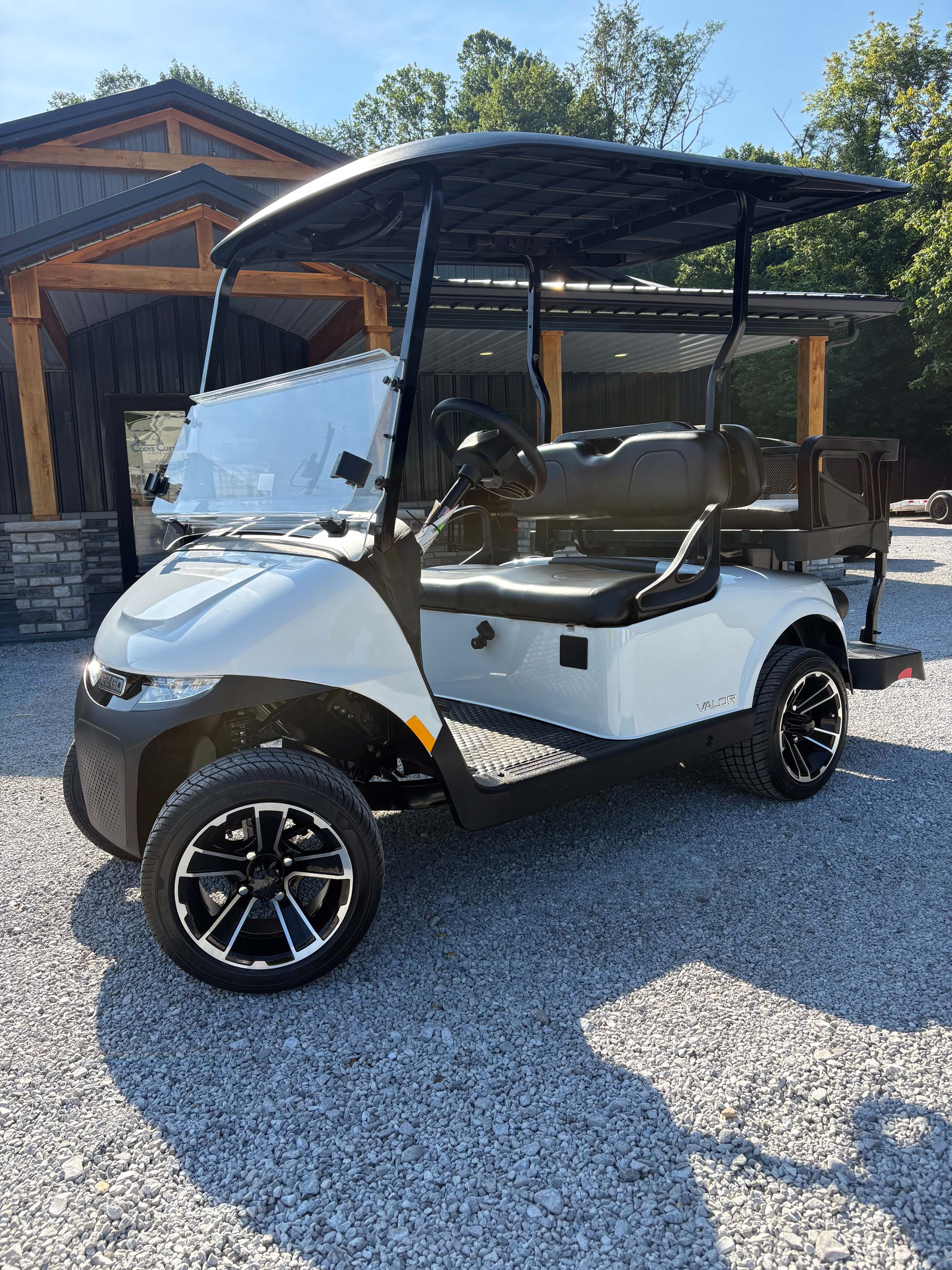 2027 EzGo Rxv Valor 4 Gas 13.5 (KAWASAKI) SKU: 5992004