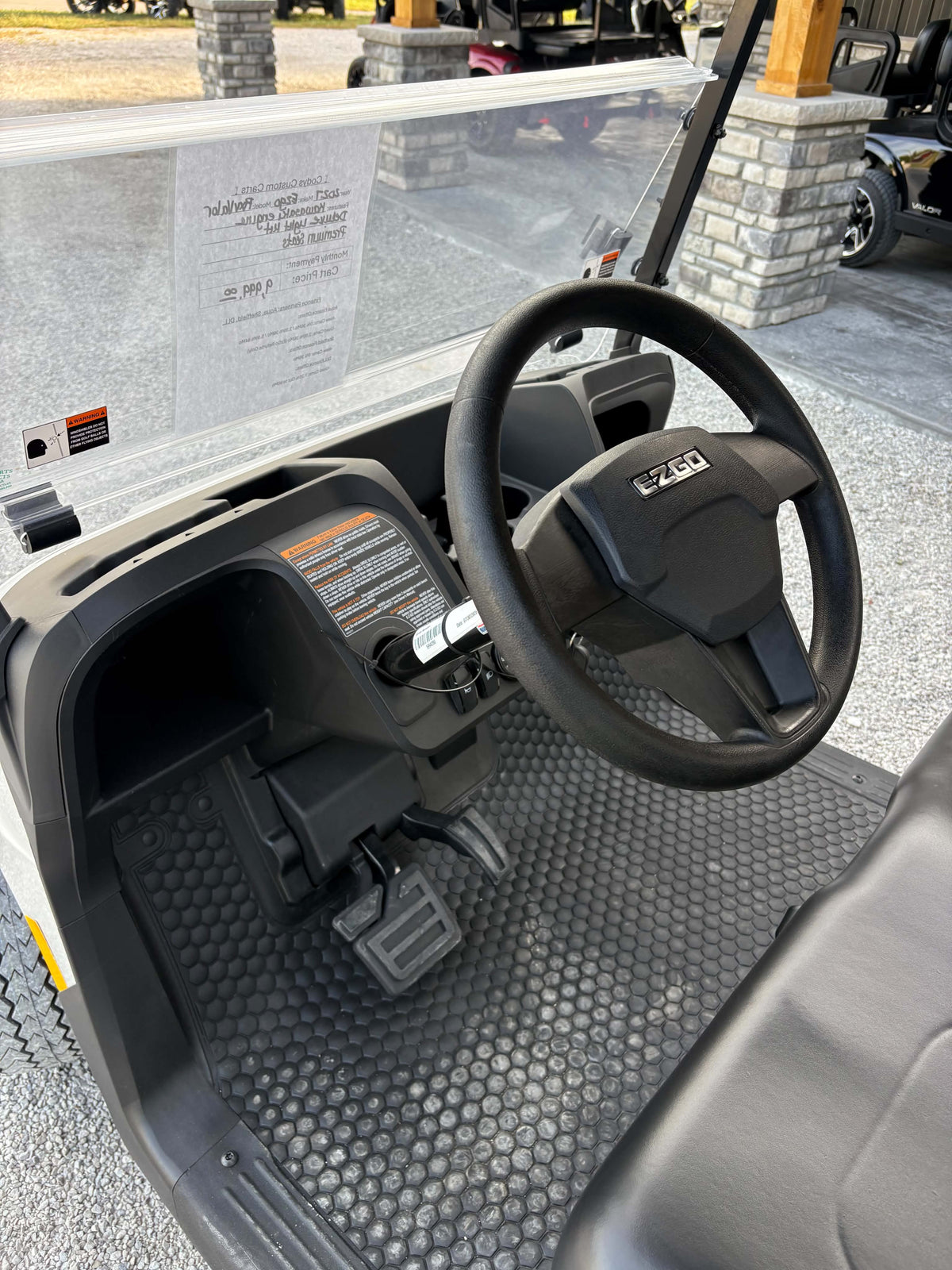 2027 EzGo Rxv Valor 4 Gas 13.5 (KAWASAKI) SKU: 5994280