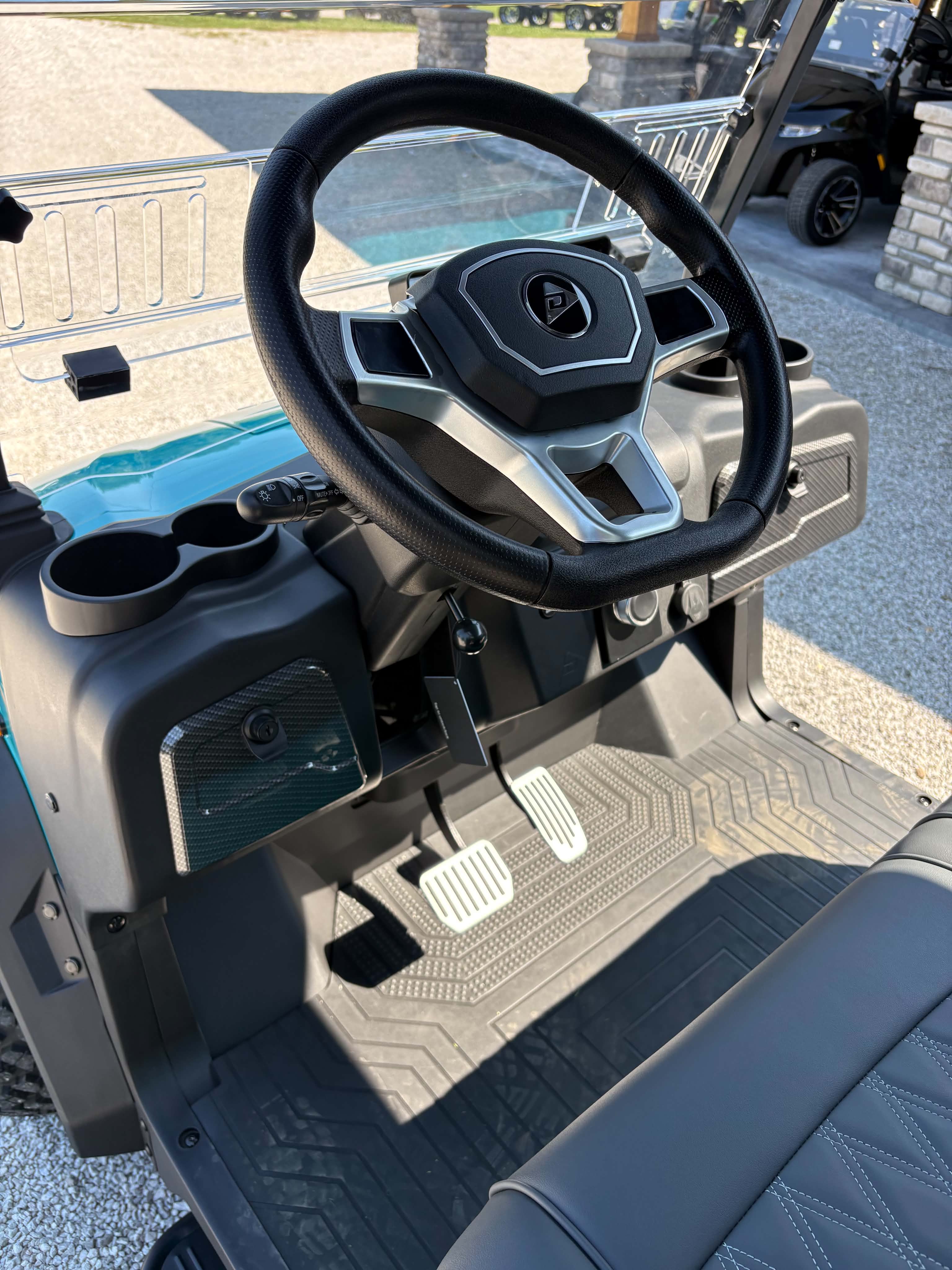 2026 Denago Rover XL Lithium SKU:051319