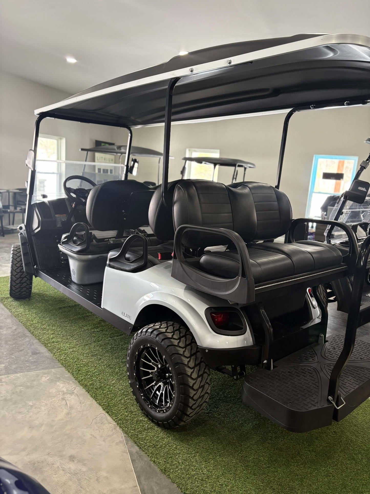 2021 EzGo Express L6 Elite