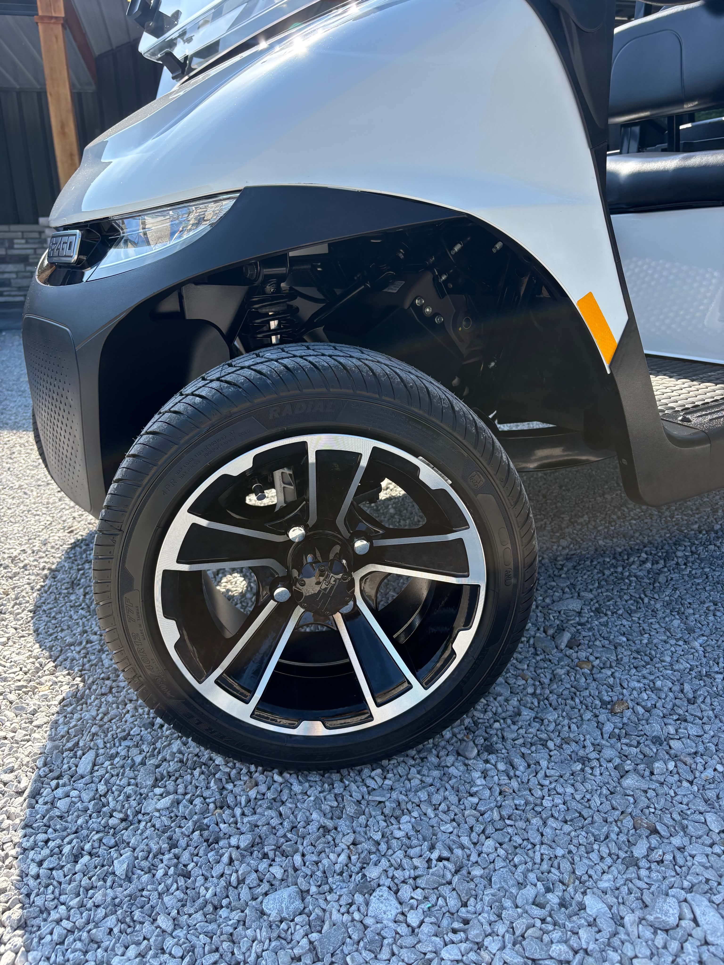 2027 EzGo Rxv Valor 4 Gas 13.5 (KAWASAKI) SKU: 5992004