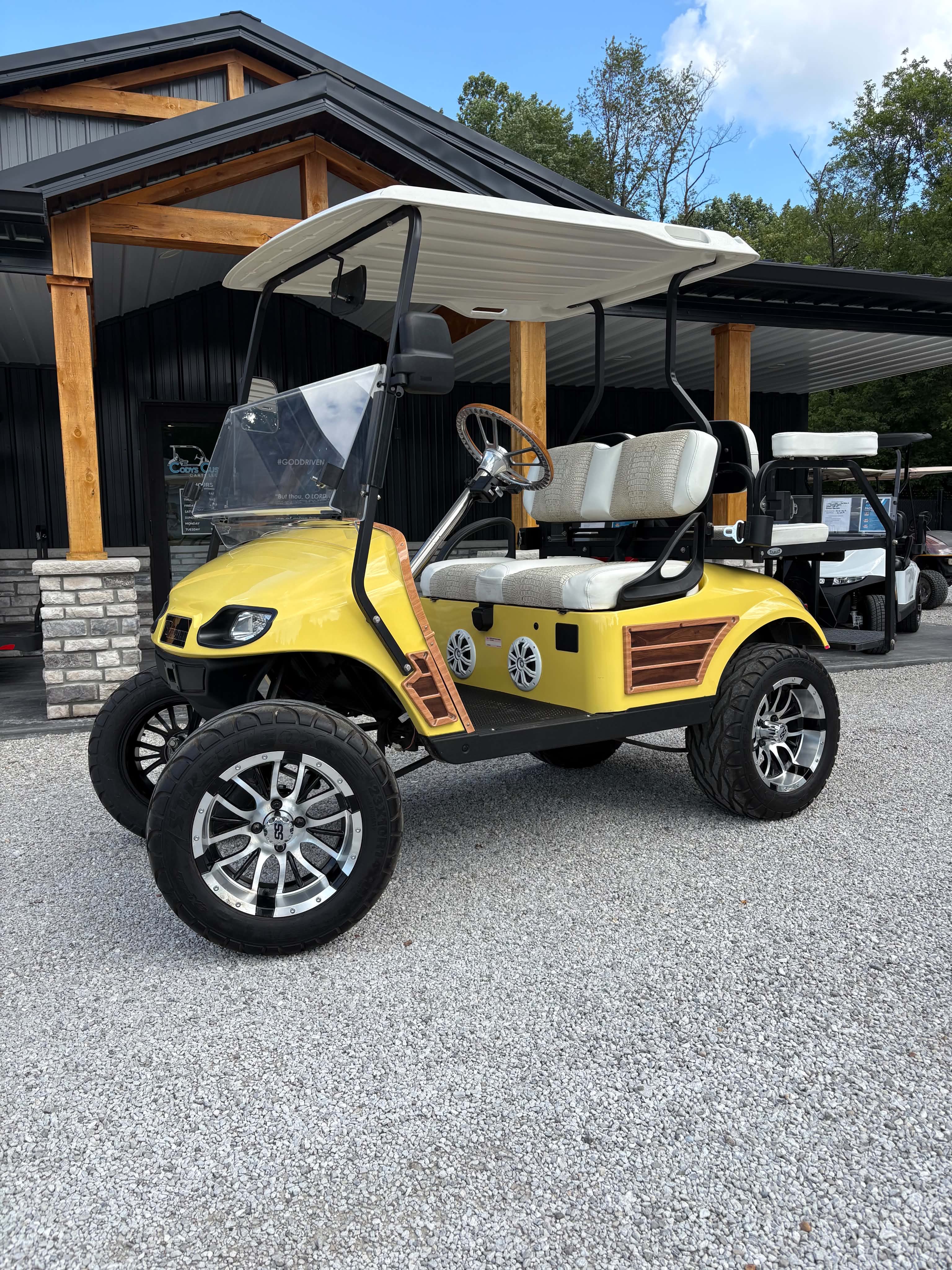 2016 EzGo FreedomTxt 72V SKU: 3184407
