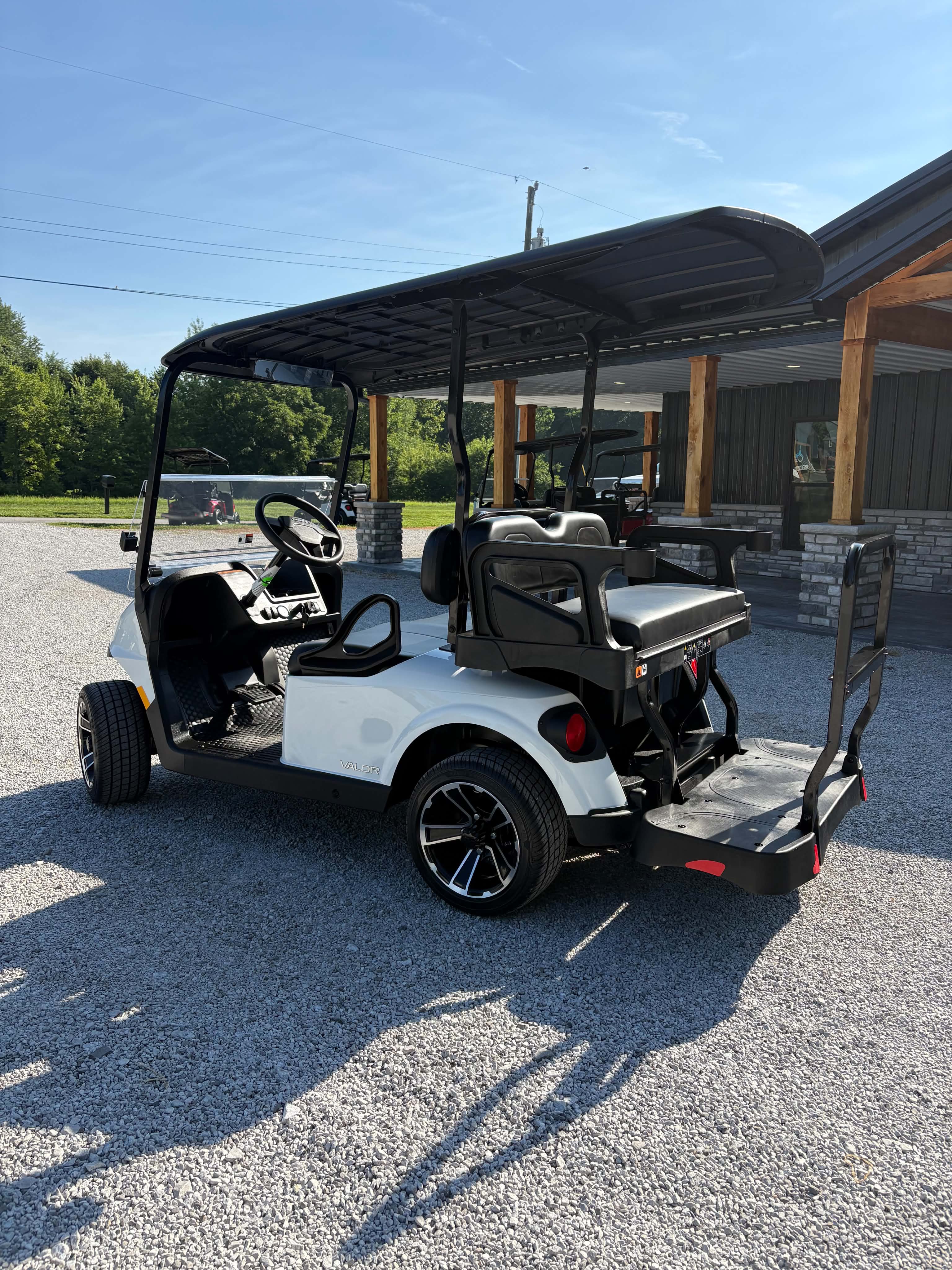 2027 EzGo Rxv Valor 4 Gas 13.5 (KAWASAKI) SKU: 5992004