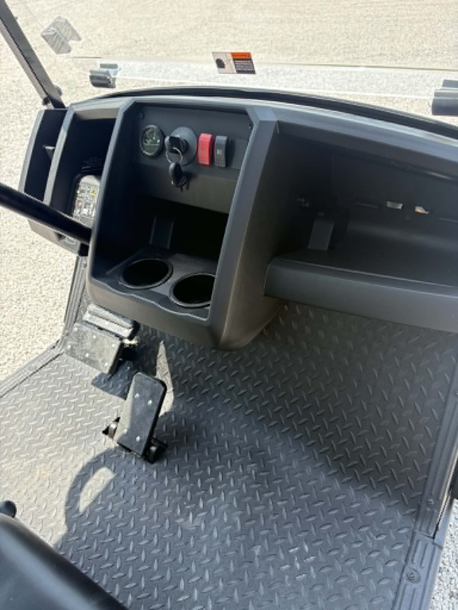 2027 Cushman Hauler 800 SKU:3680685