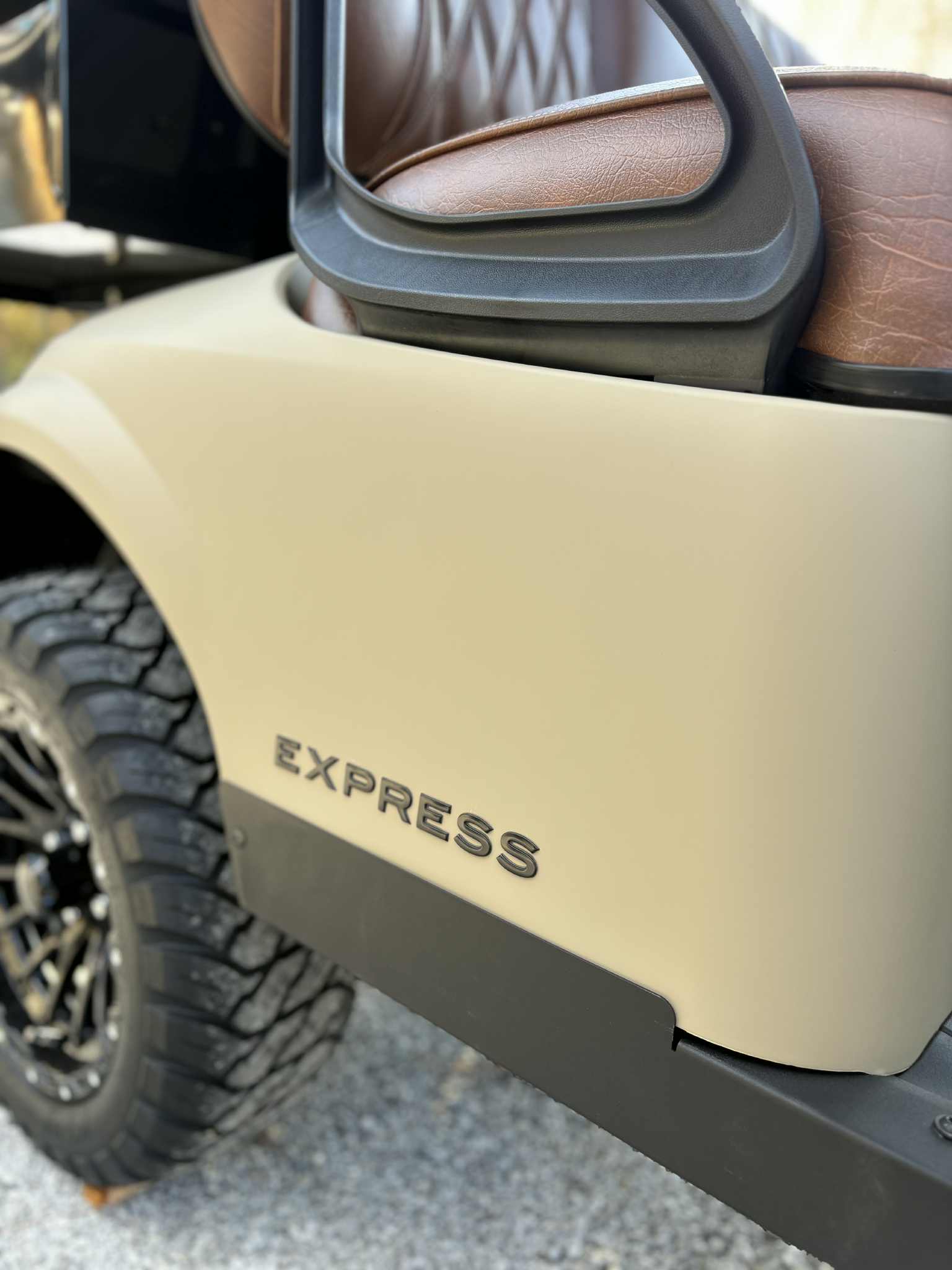2026 EzGo Express 6 Explorer 13.5 Gas SKU:3664401