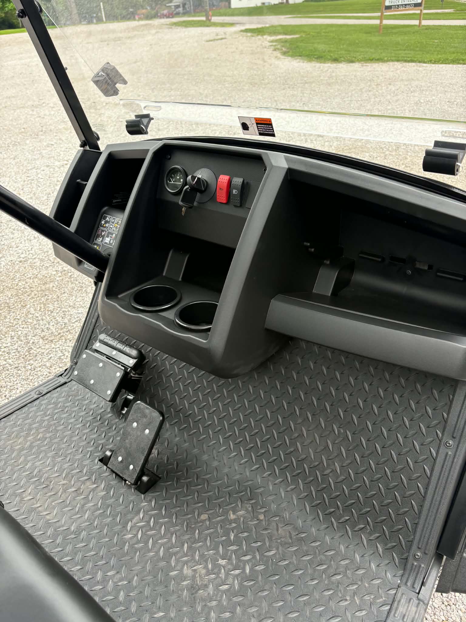 2027 Cushman Hauler 800X SKU: 3681555