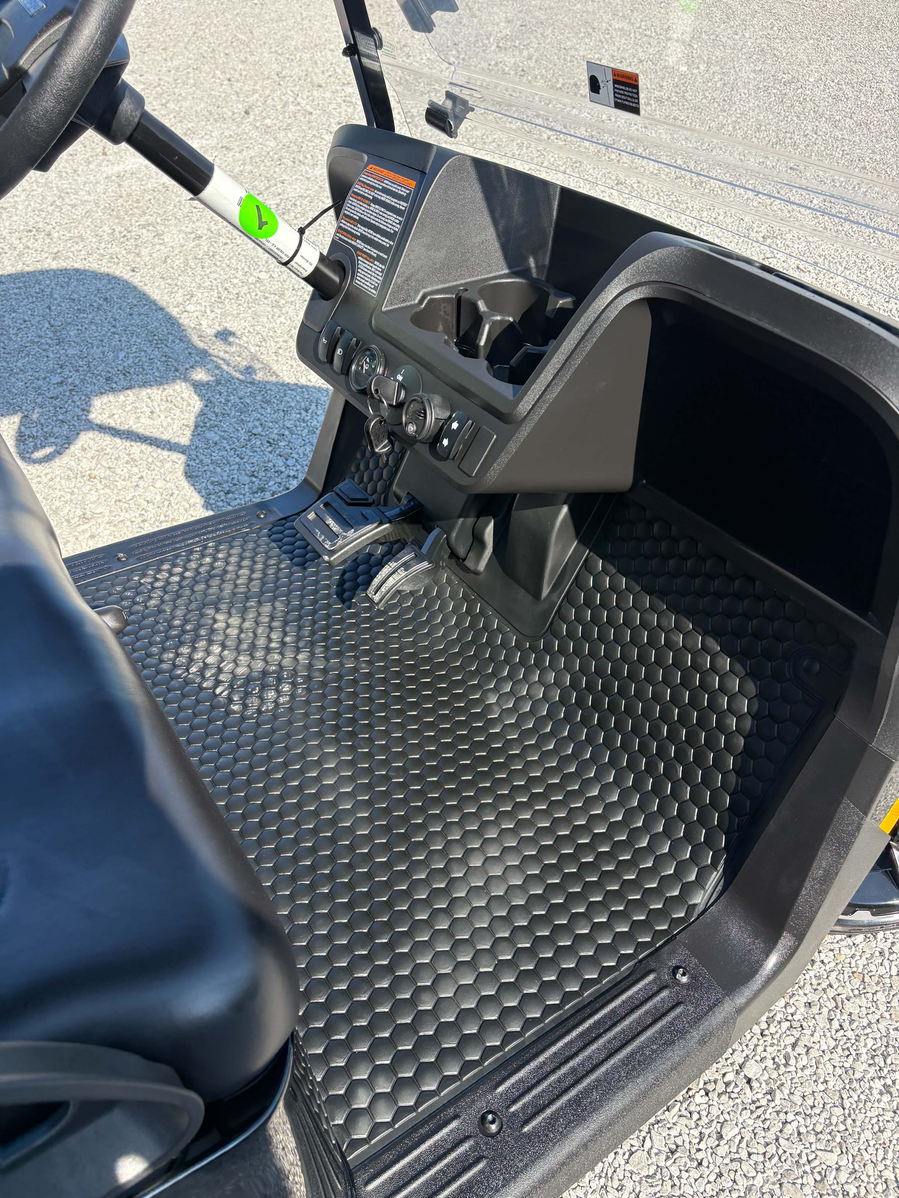 2027 EzGo Rxv Valor 4 Gas 13.5 (KAWASAKI) SKU: 5991830